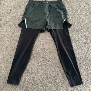 Alphalete Shorts 
Size XL
Built in Liner 
NEVER WORN